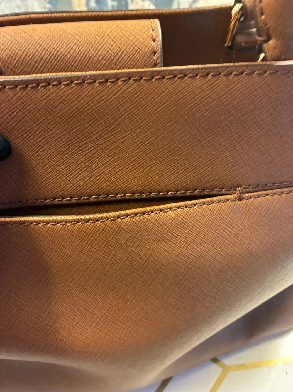 EUC Michael Kors Chestnut Leather Tote with  upgraded Chain Strap